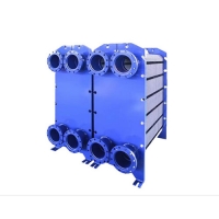 熱交換器在工程領域中的發(fā)展方向及前景是怎樣的?熱交換器是一種用于傳熱的設備， 主要用于工業(yè)領域中的蒸汽和流體的加熱、 冷和， 回收等工藝過程中。 隨著工程技術的不斷發(fā)展和應用需求的增 加，熱交換器也在不斷進步和改進。本文將從四個方面來探討熱交換器在工程領域中的發(fā)展方向及前景。 提高傳熱效率 傳熱效率是衡量熱交換器性能的重要指標之一。目前，熱交換器的傳熱效率已經達到很高水平，但在工程應用中仍然存在一定的提升空間。未來的 發(fā)展方向之一，是通過改進傳熱介質的流動方式和傳熱表面的結構設計，進一步提高熱交換器的傳熱